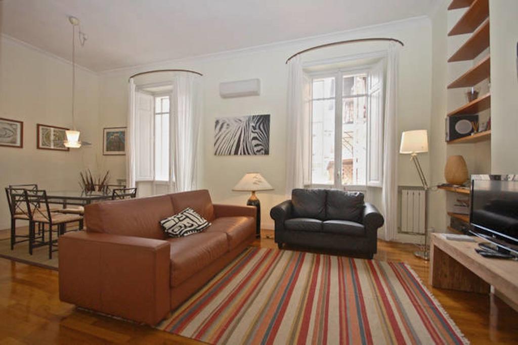 House And The City - Colosseum Apartments Рим Номер фото